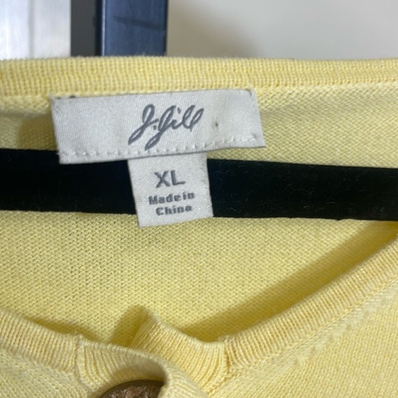 J.Jill Women’s Yellow Long Sleeve Sweater Top Sz XL 2 Button V Neck Comfy - Picture 2 of 11